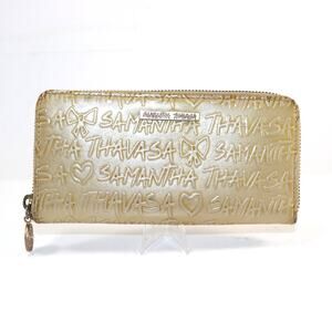 Samantha Thavasa Embossed Zip Wallet – Beige Patent Logo Print